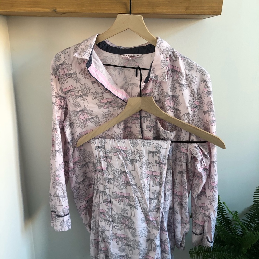 Victoria’s Secret Pink Pajama Set S